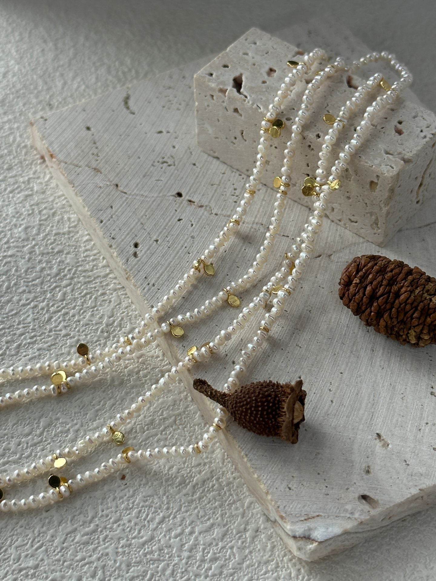 Floating Grace · Dual-Layer Pearl Chain Necklace - SOLIS