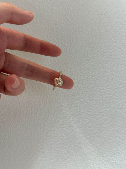 Gleam · Iridescent Pearl Ring – Silver - SOLIS