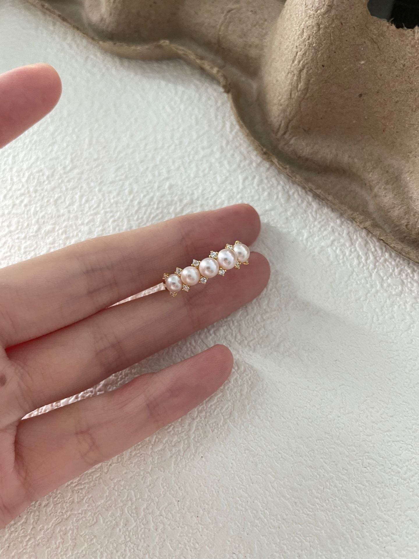 Row Diamond Pearl Ring - SOLIS