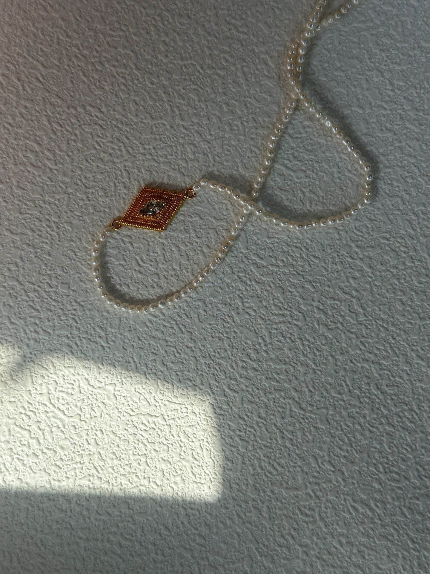 Greek Eye – Pearl Beaded Necklace - SOLIS