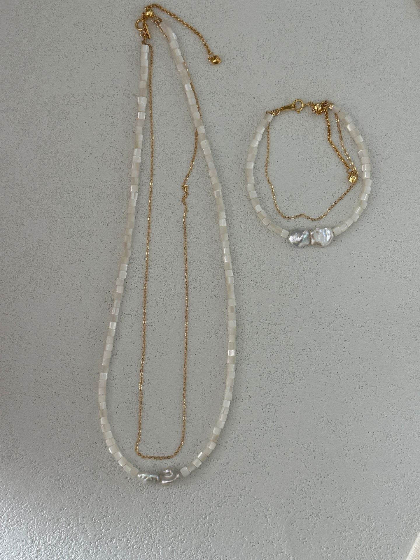 Sugar Shell · Layered Pearl Necklace - SOLIS