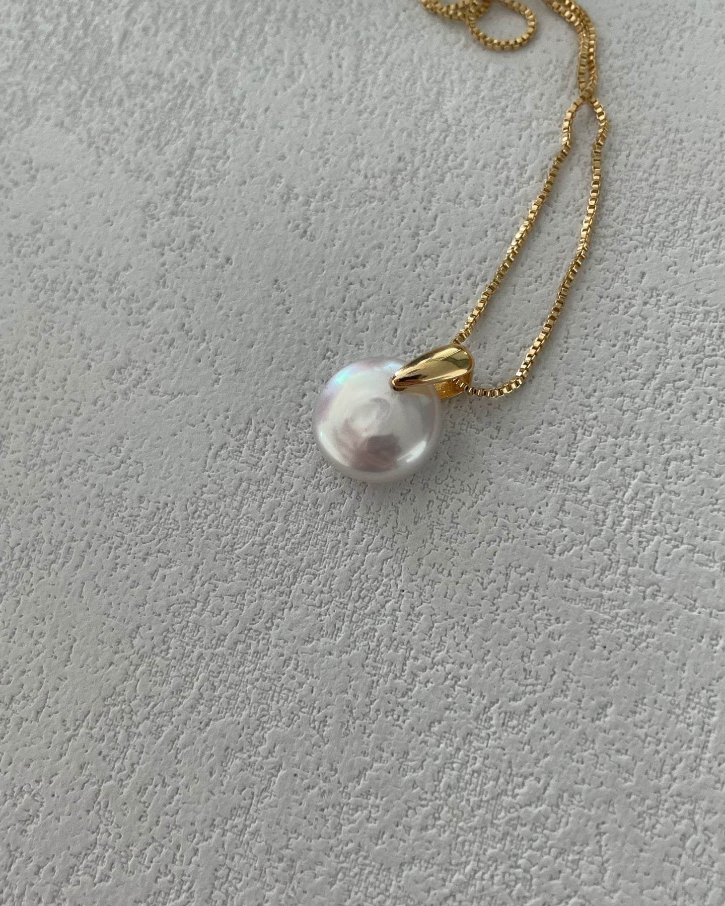 The Drop of Stillness – 14K Gold-Filled Pearl Necklace - SOLIS