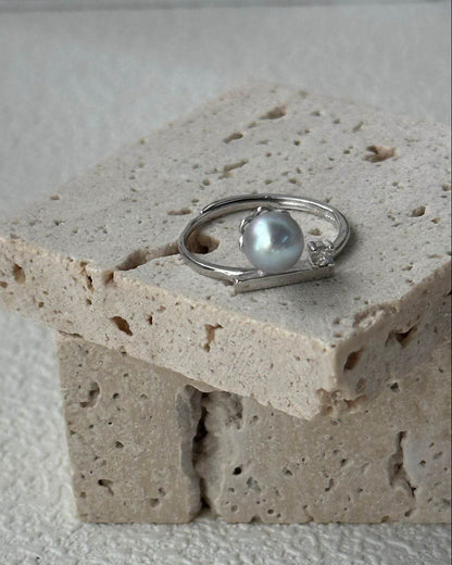 Minimal Sugar Cube Ring - SOLIS