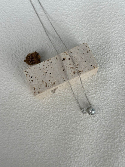 Minimal Sugar Cube Necklace - SOLIS