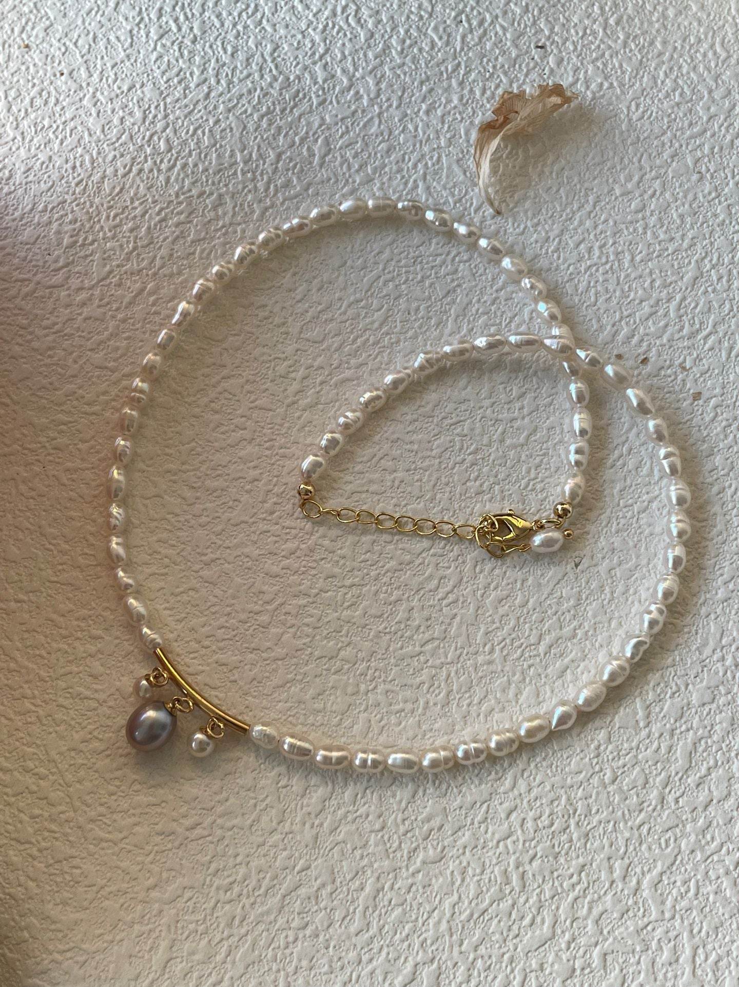 Petite Queen Necklace - SOLIS