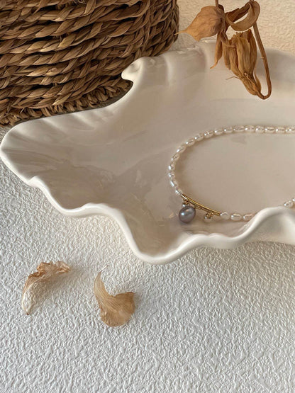 Petite Queen Necklace - SOLIS