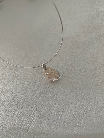 Diana Choker Necklace with Natural Petal Pearl Pendant - SOLIS