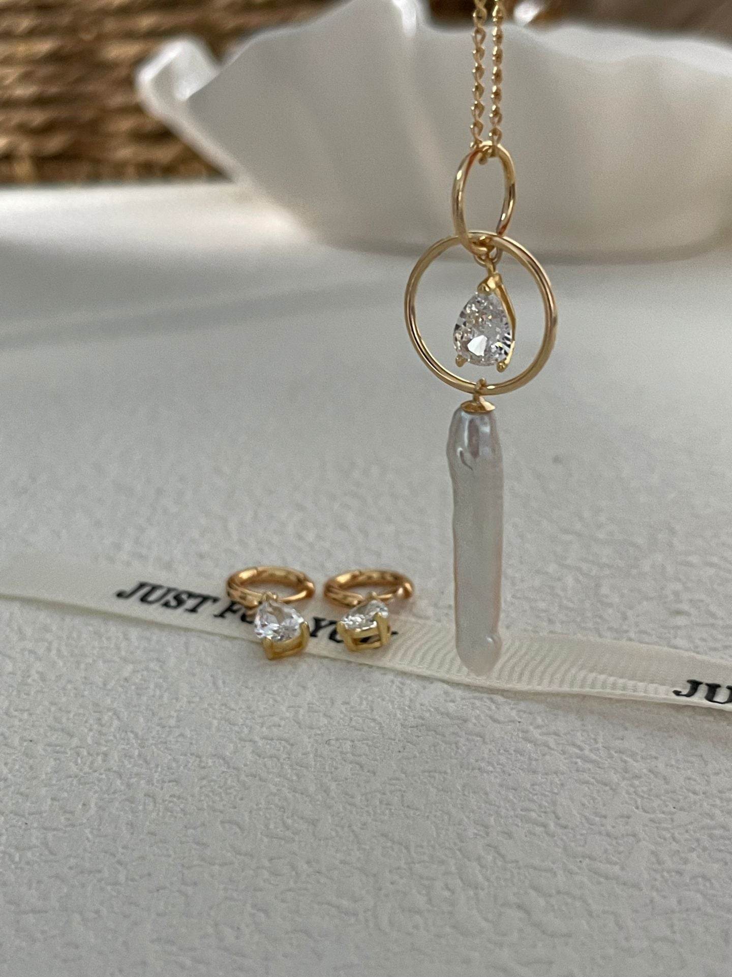 Baroque Starlight Necklace - SOLIS