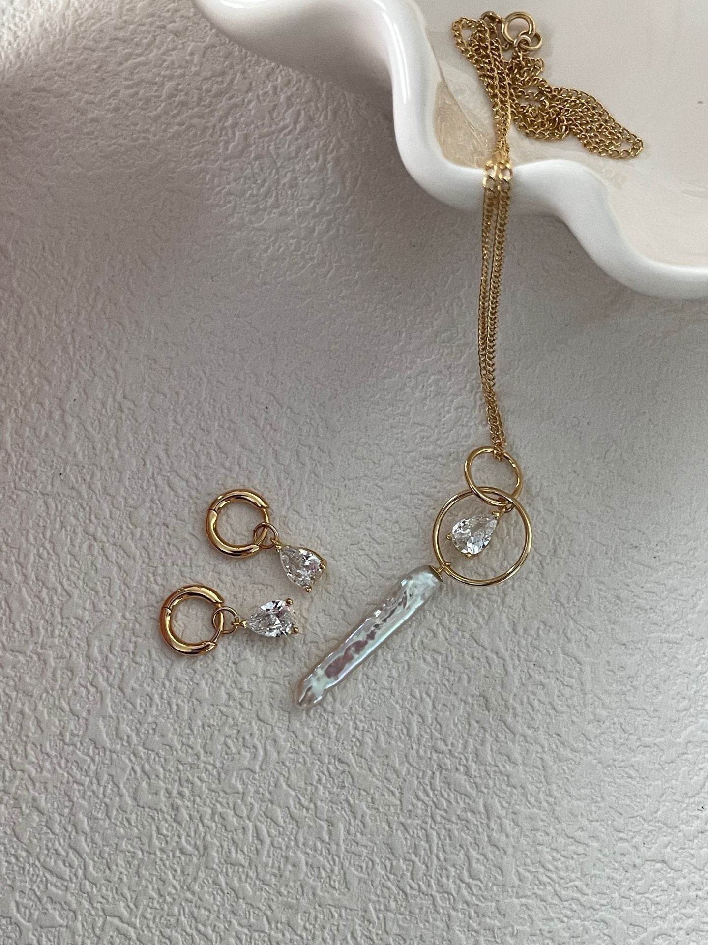 Baroque Starlight Necklace - SOLIS