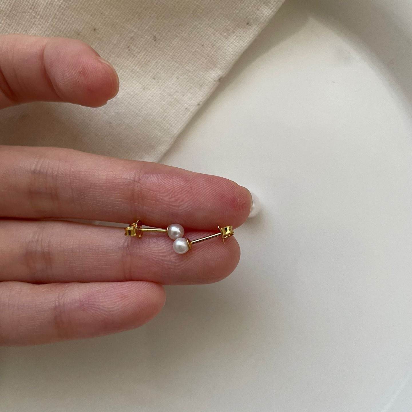 Double Pearl Earrings - SOLIS