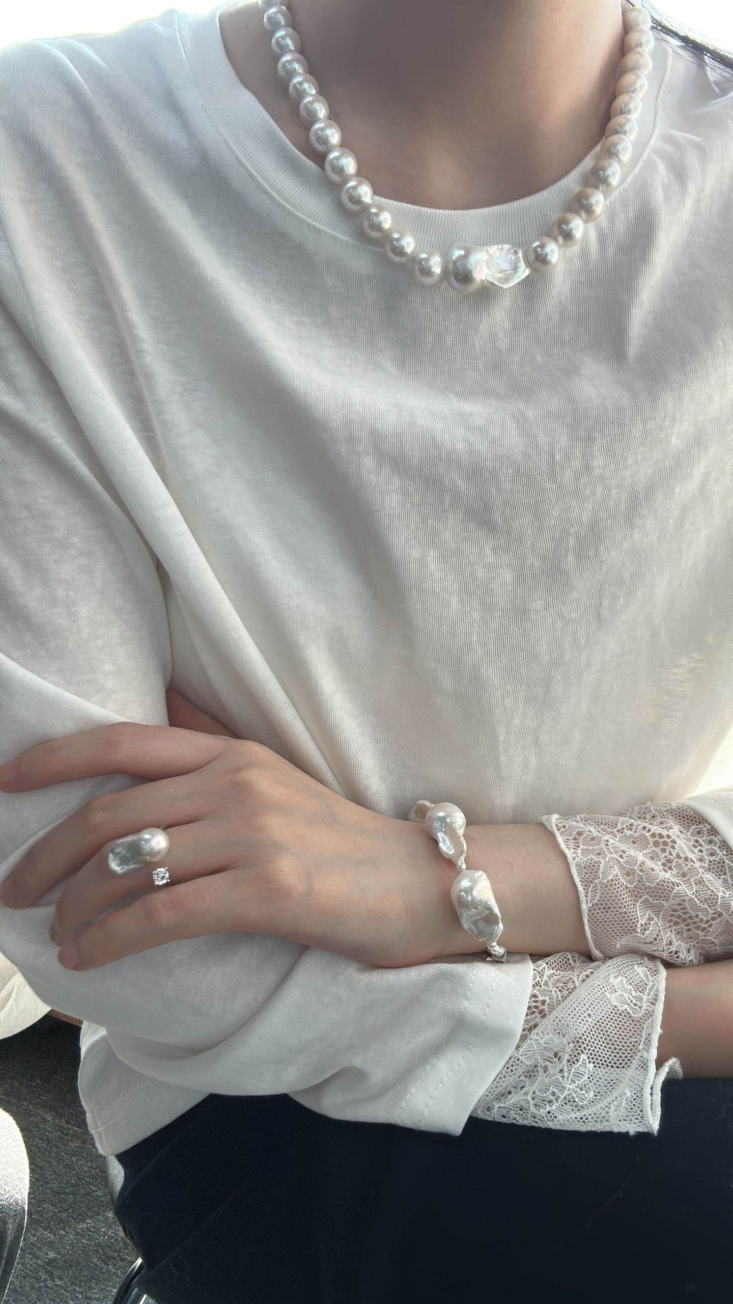 Baroque Freshwater Pearl Bracelet with Seed Pearl Spacers&nbsp; - SOLIS