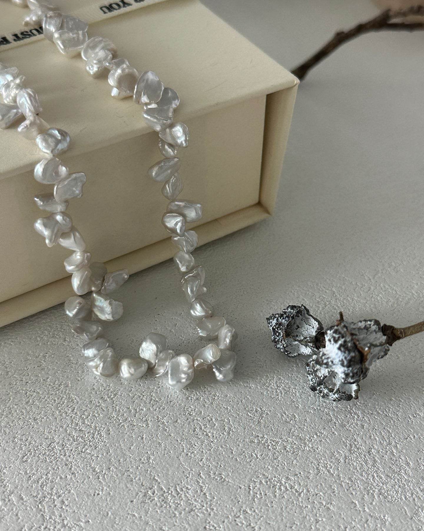 Keshi Pearl Necklace - SOLIS