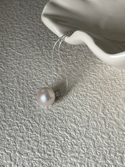 Minimalist White Pearl & Zircon Pendant Necklace - SOLIS