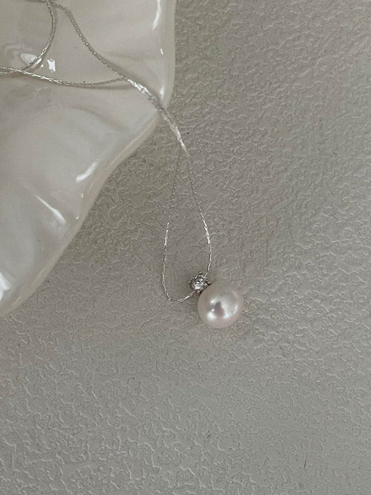 Minimalist White Pearl & Zircon Pendant Necklace - SOLIS
