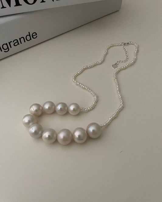 Smiling Pearl Necklace - SOLIS