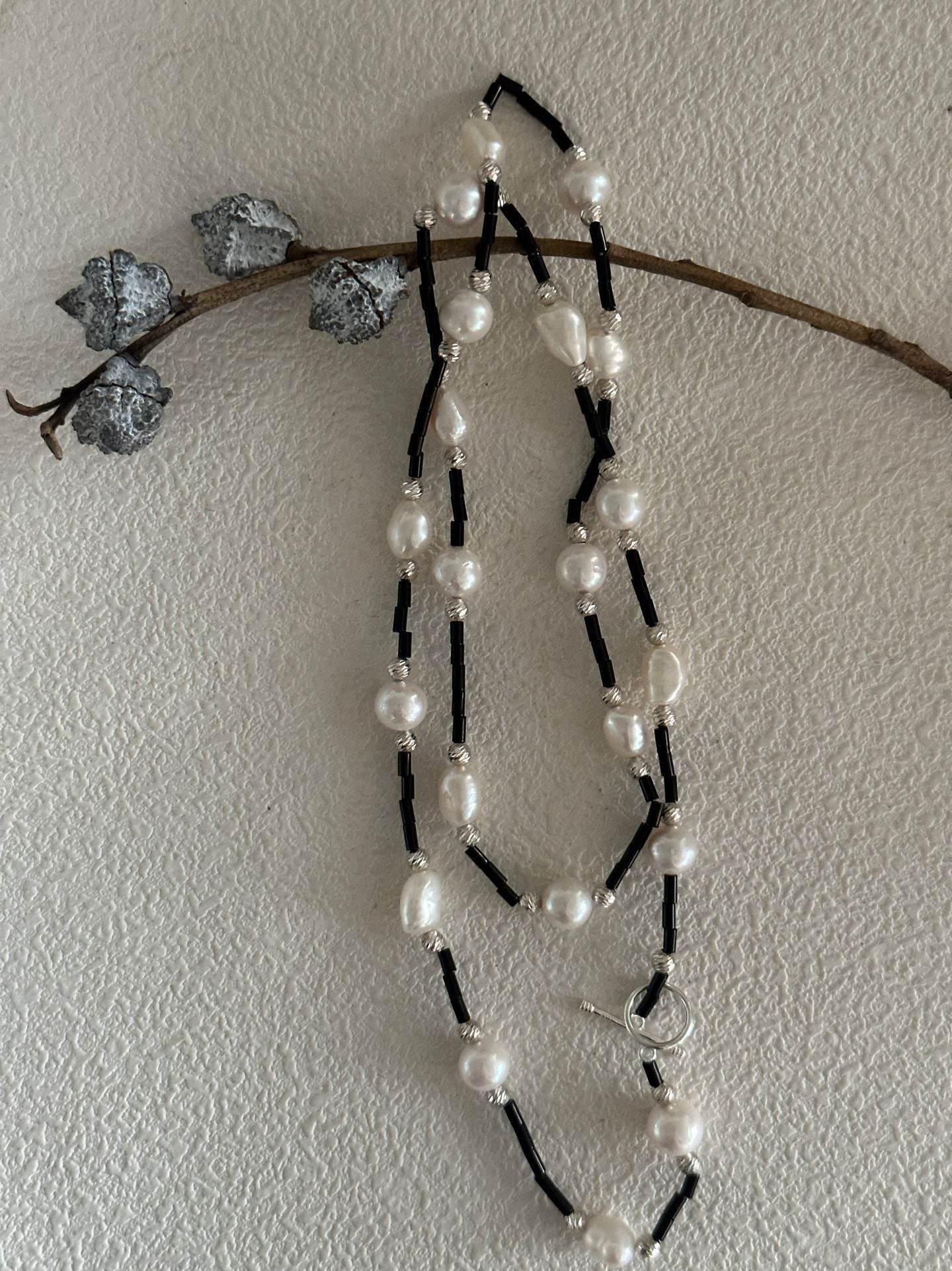 Black Onyx & Baroque Pearl Long Necklace - SOLIS
