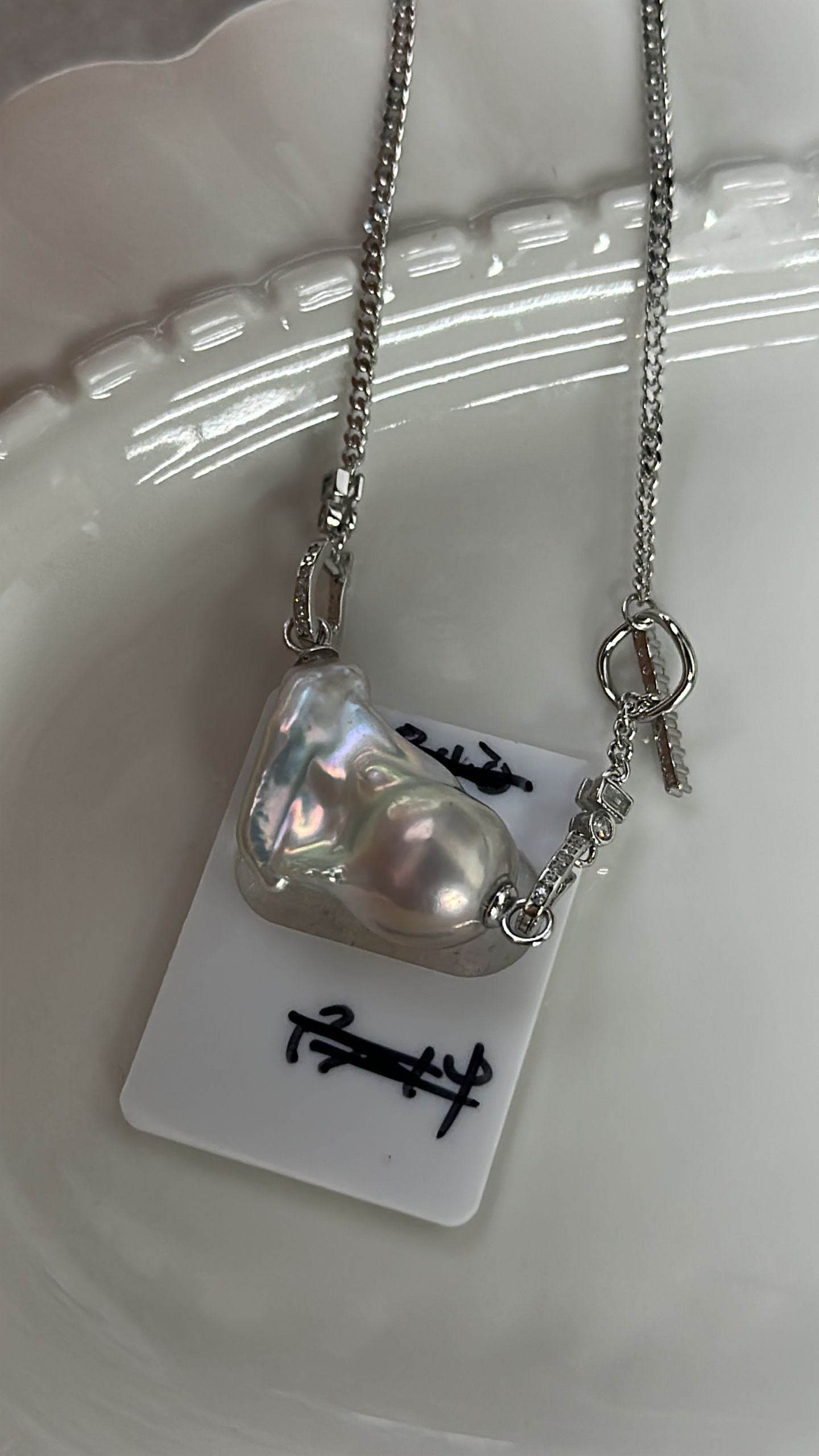 Private Treasures · Baroque Pearl Cuban Necklace - SOLIS