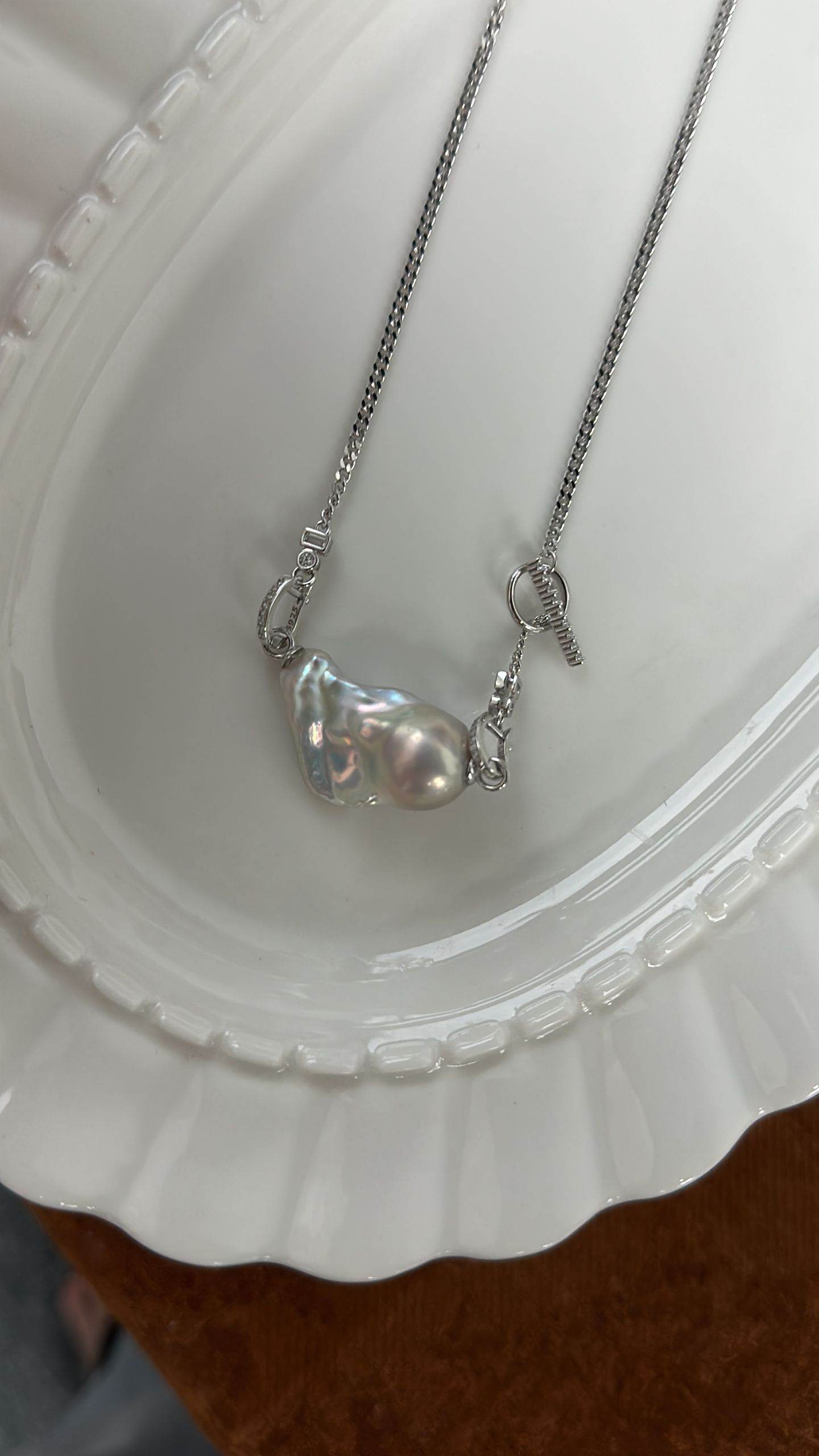 Private Treasures · Baroque Pearl Cuban Necklace - SOLIS