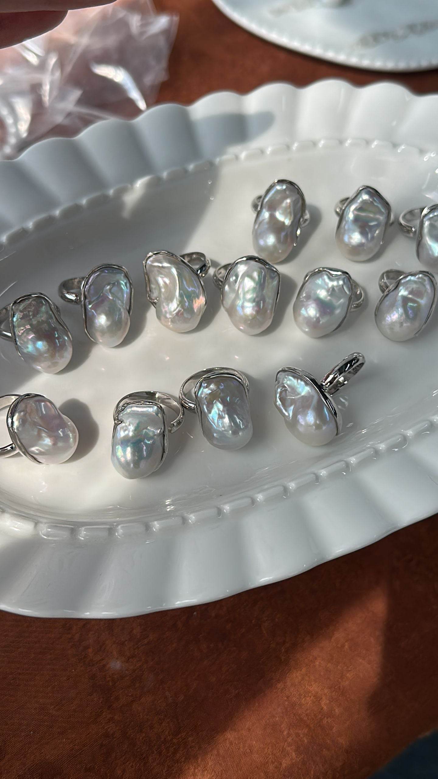 Private Treasures · Baroque Pearl Open Ring - SOLIS