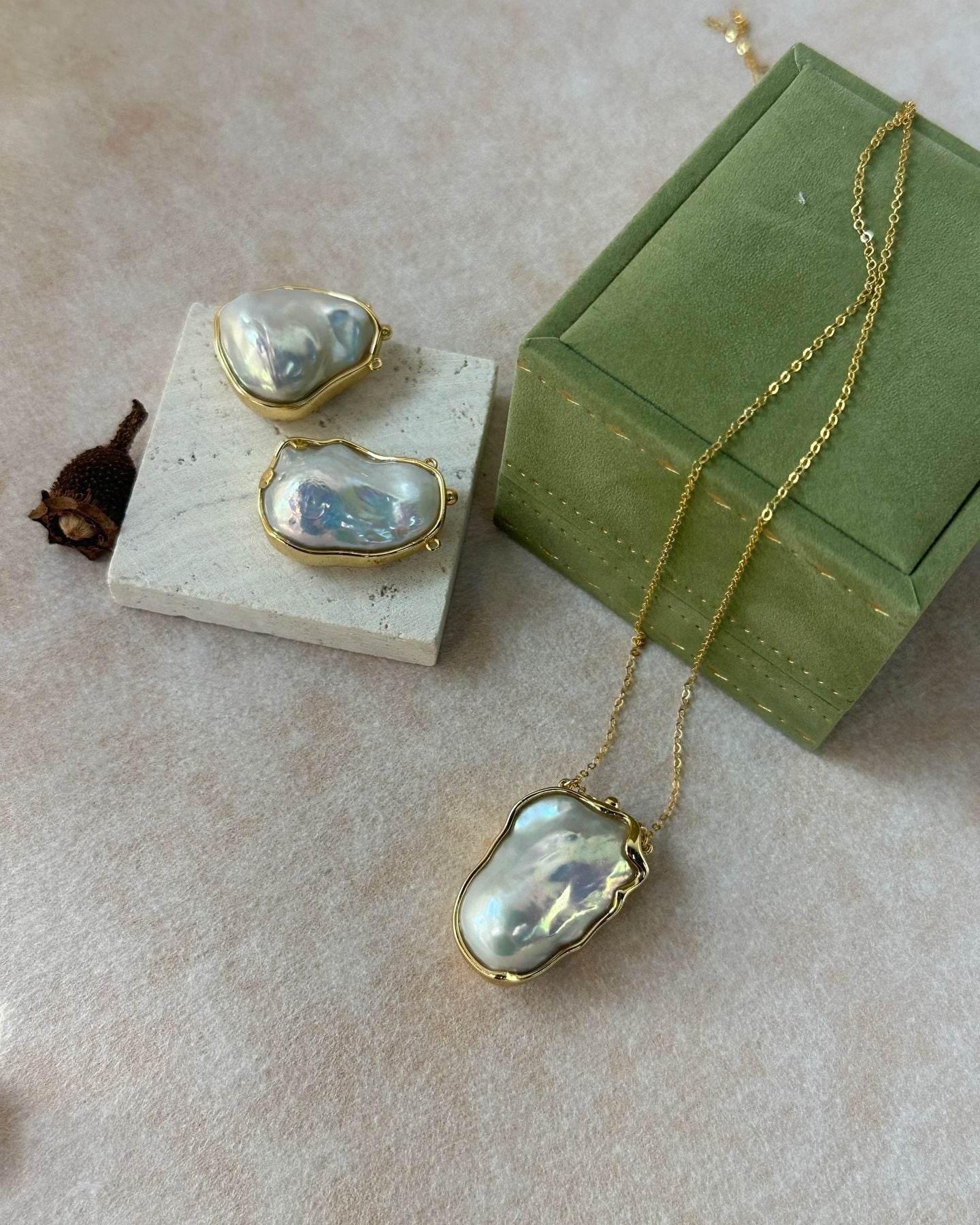 Baroque Stone Necklace - SOLIS MOOD