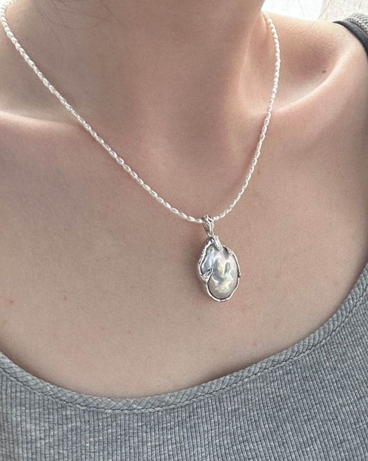 Private Treasures ·Sterling Silver Baroque Pearl Pendant - SOLIS