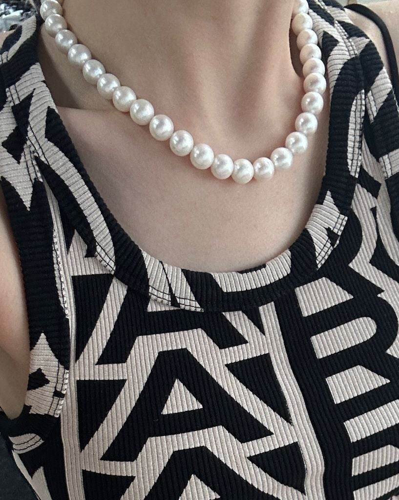 Private Treasure · Lustre Whisper · Necklace - SOLIS