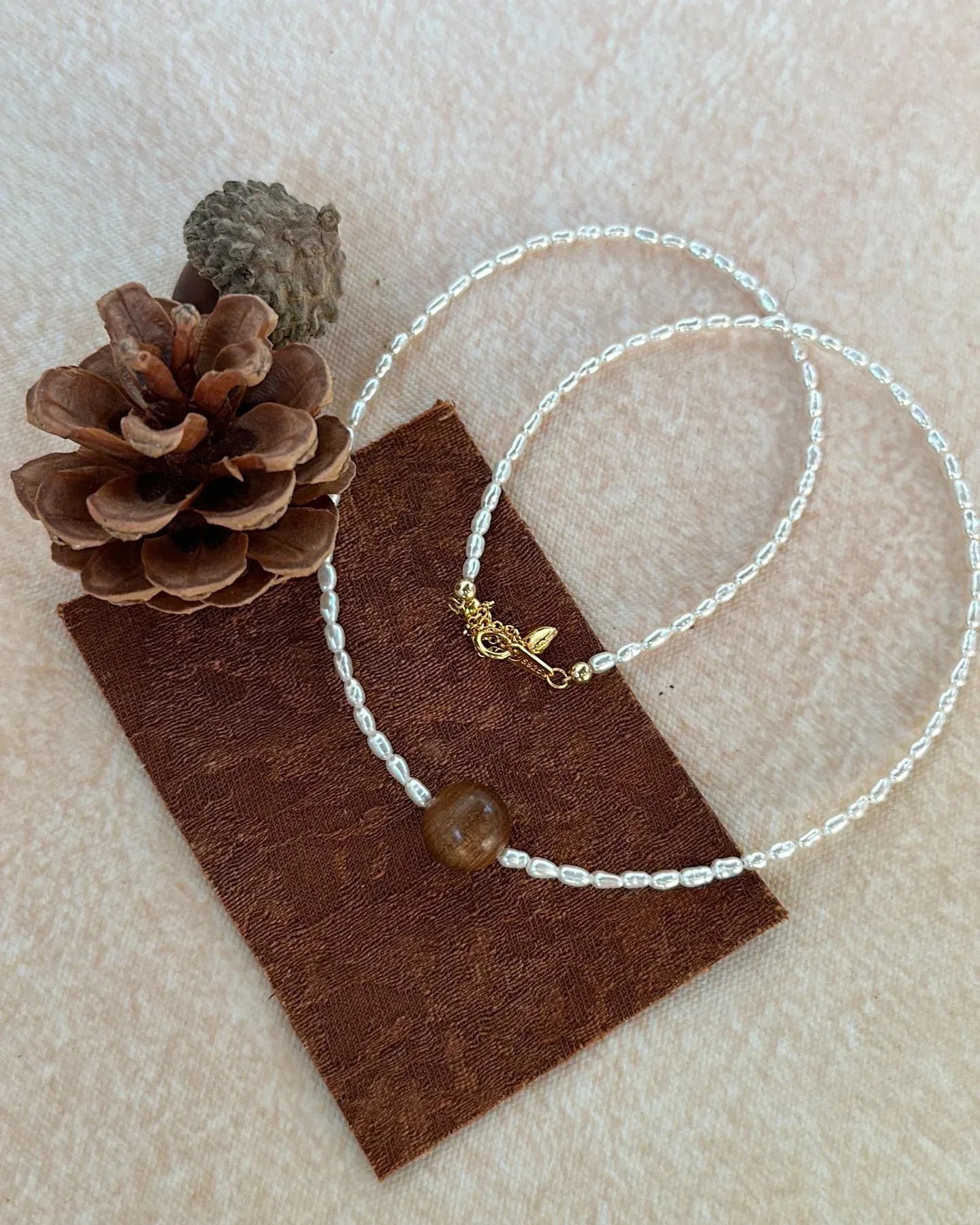 Huanghuali Mini Pearl Necklace - SOLIS MOOD