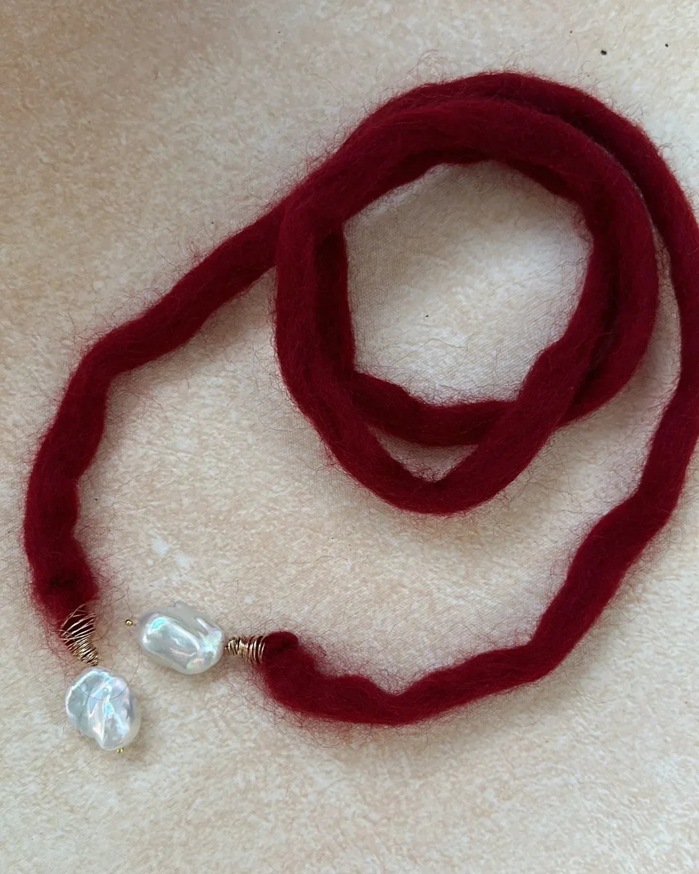 Baroque Angora Red Scarf Necklace - SOLIS MOOD