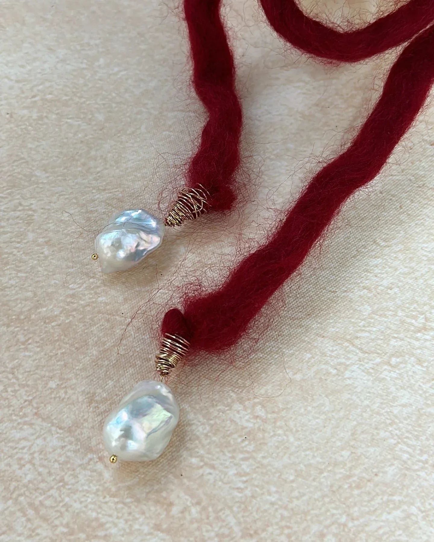 Baroque Angora Red Scarf Necklace - SOLIS MOOD