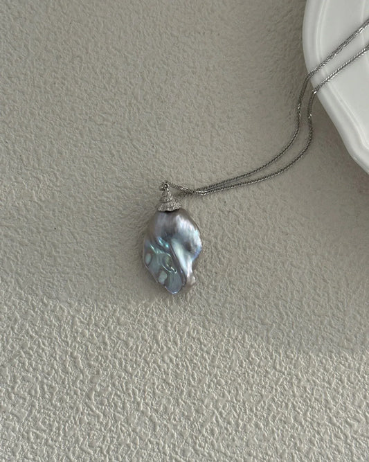 Grey Baroque Pearl Necklace - SOLIS MOOD