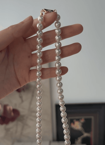 Private Treasures ·Akoya Pearl Necklace – 7.5–8mm Flawless Luster - SOLIS